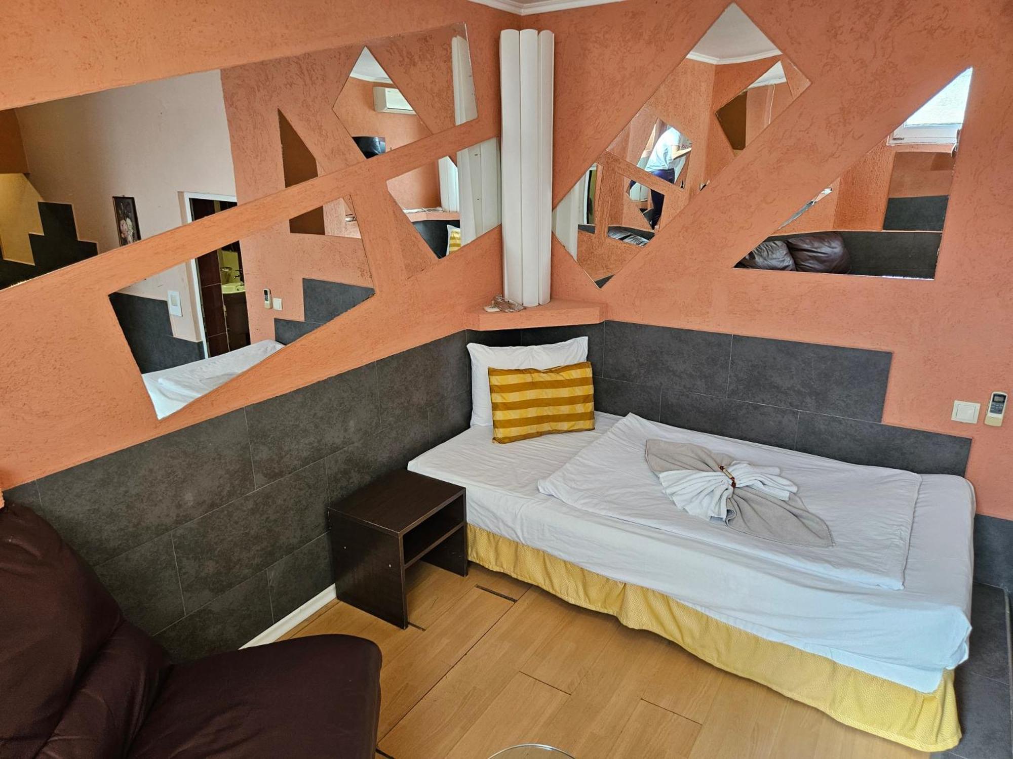 Paralax Hotel Varna Ngoại thất bức ảnh