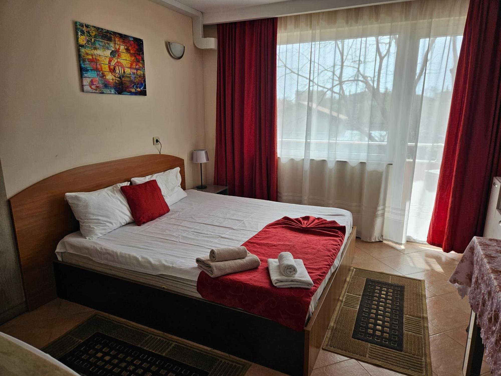 Paralax Hotel Varna Ngoại thất bức ảnh